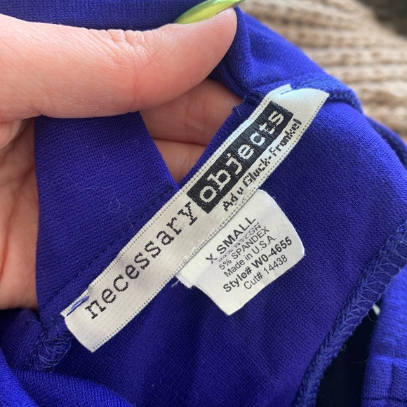 Skater style circle dress with cutout back - Picture 5 of 5